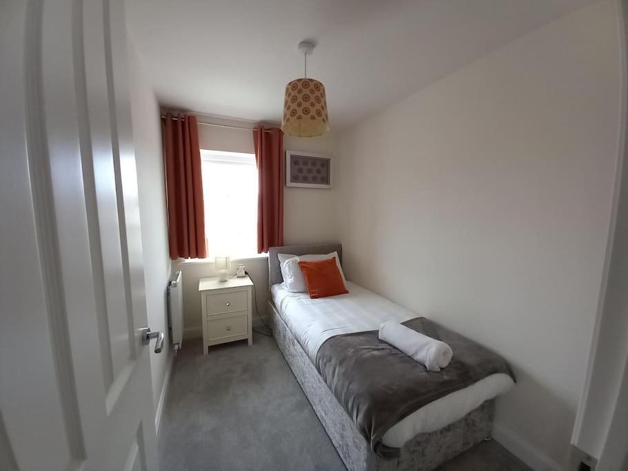 Willa Cozy 3 Bed Sasha House In Beeston Nottingham Zewnętrze zdjęcie